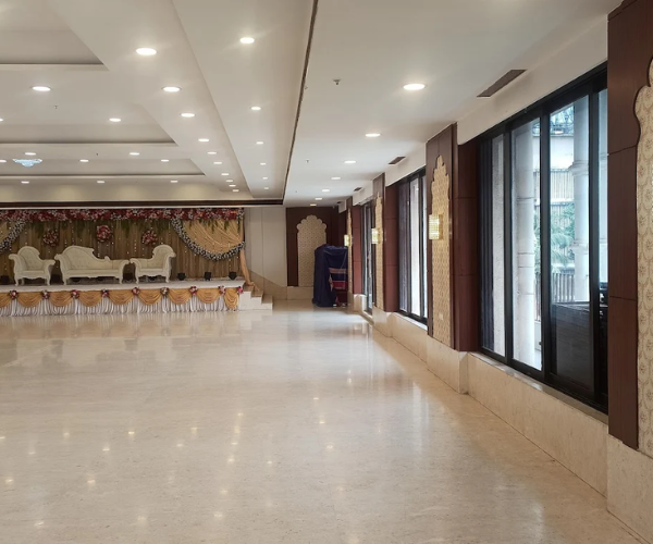 Main Gallery Image