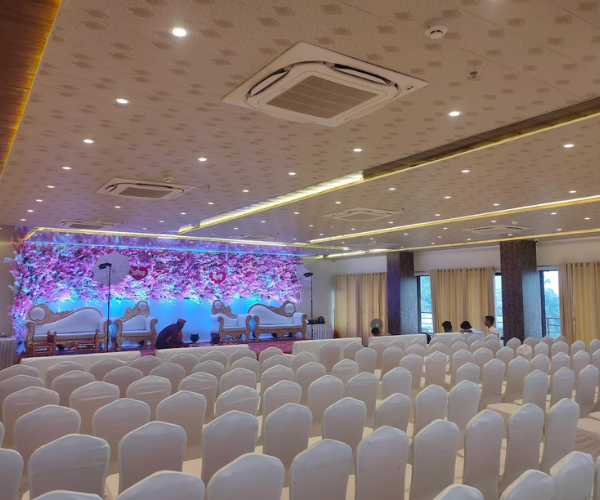 Main Gallery Image