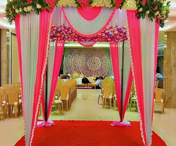 Main Gallery Image