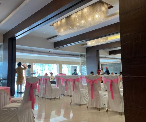 Main Gallery Image