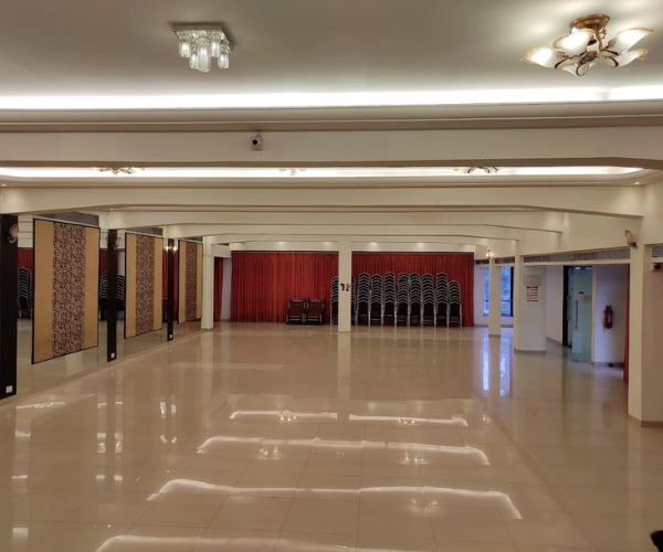 Main Gallery Image